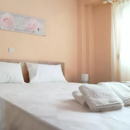 Apartment Hara's *